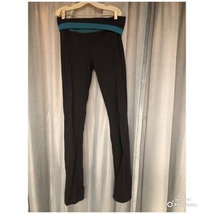 Black and blue lululemon boot cut pants